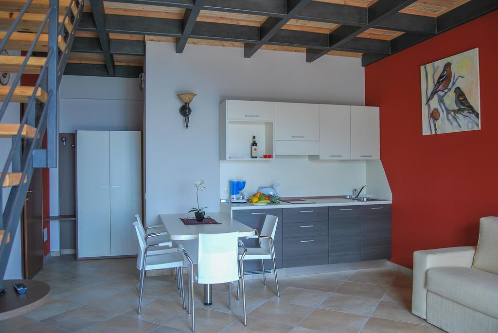 Residence Usignolo Trarego Pokoj fotografie