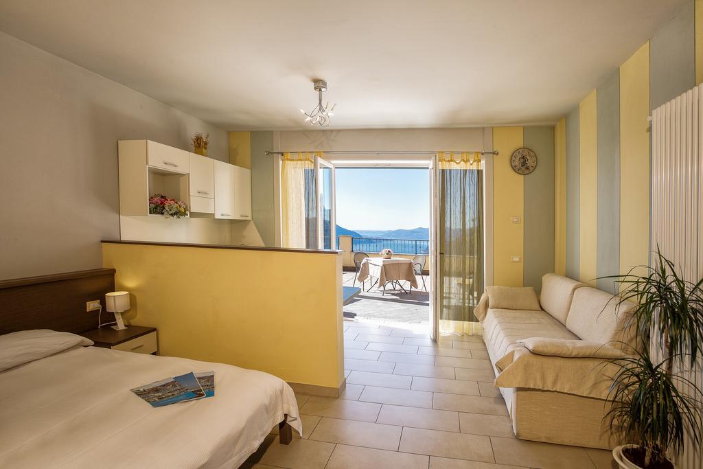 Residence Usignolo Trarego Pokoj fotografie